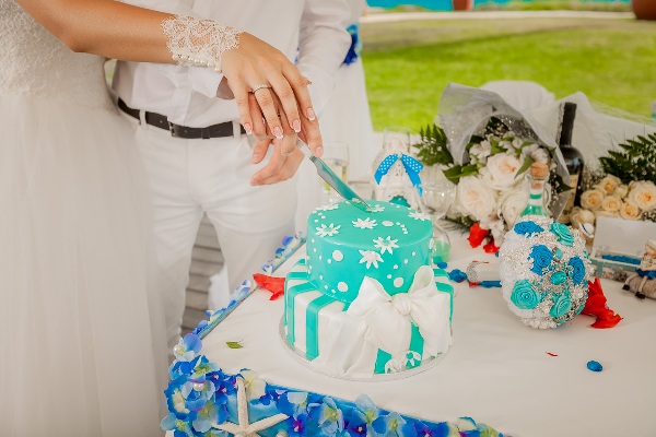Торт на свадьбу на Кипре
